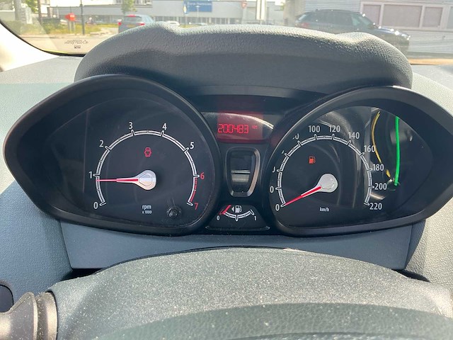 2011 ford fiesta 1.25 limited personenauto - afbeelding 13 van  27