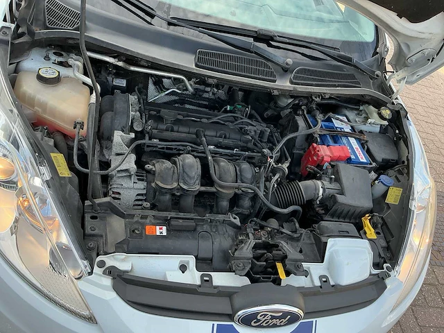 2011 ford fiesta 1.6 metal personenauto - afbeelding 10 van  19