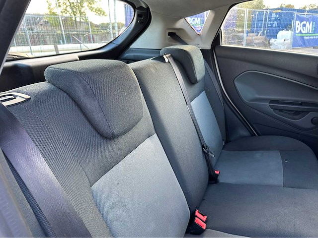 2011 ford fiesta personenauto - afbeelding 2 van  35