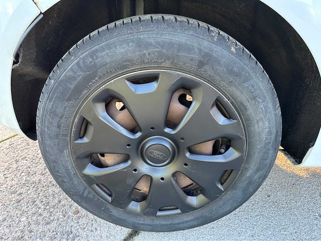 2011 ford fiesta personenauto - afbeelding 25 van  35