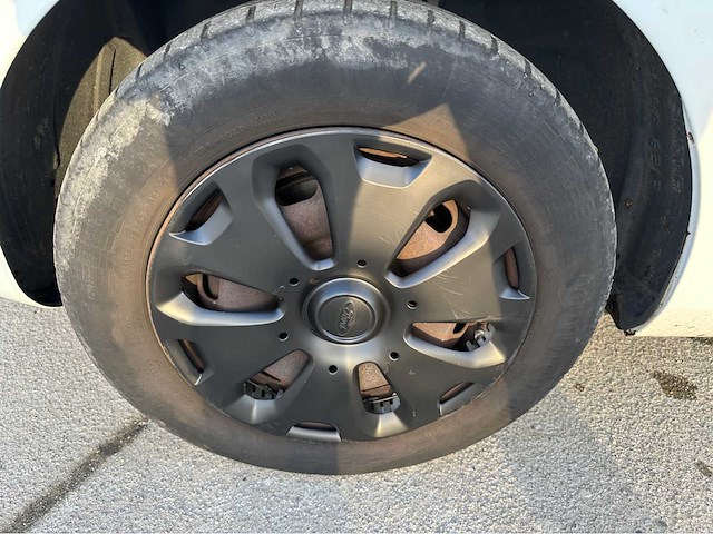 2011 ford fiesta personenauto - afbeelding 28 van  35