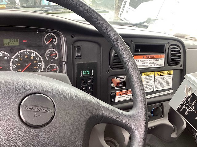 2011 freightliner business class m2 de-over - afbeelding 7 van  17