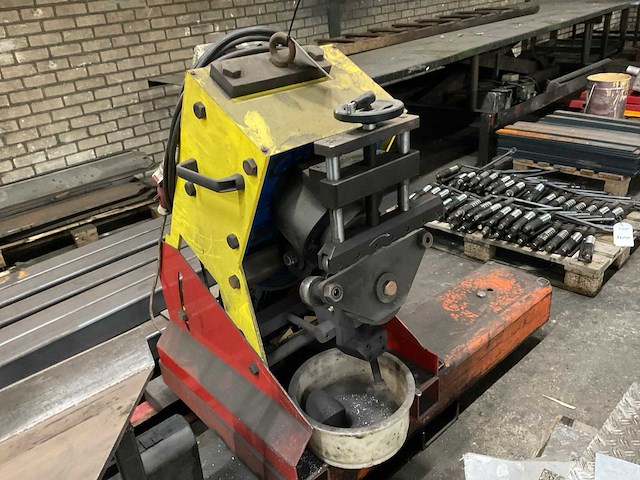2011 gecam maxi quicker schuine kant snijmachines - afbeelding 6 van  11