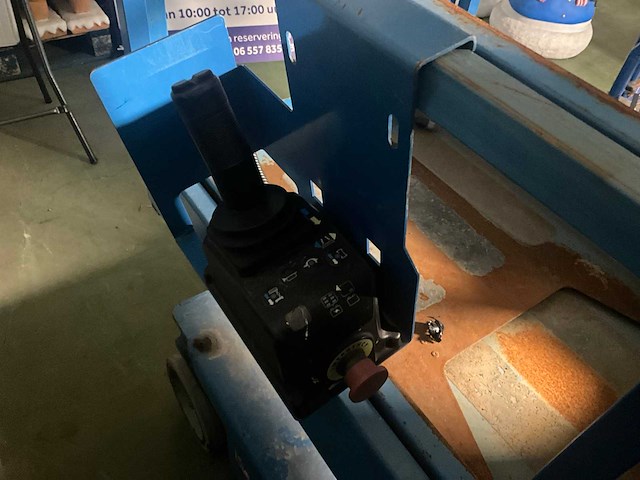 2011 genie grc-12 hoogwerker - afbeelding 4 van  5