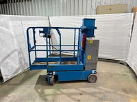 2011 genie grc12 hoogwerker - 197h - 75cm - afbeelding 1 van  8