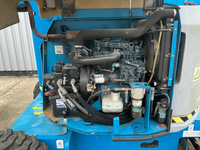 2011 genie z-34/22 ic 4x4 knikarmhoogwerker – 12,6 m werkhoogte - afbeelding 1 van  26