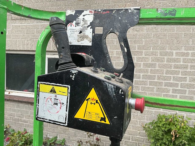 2011 haulotte compact 8 hoogwerker - afbeelding 16 van  28