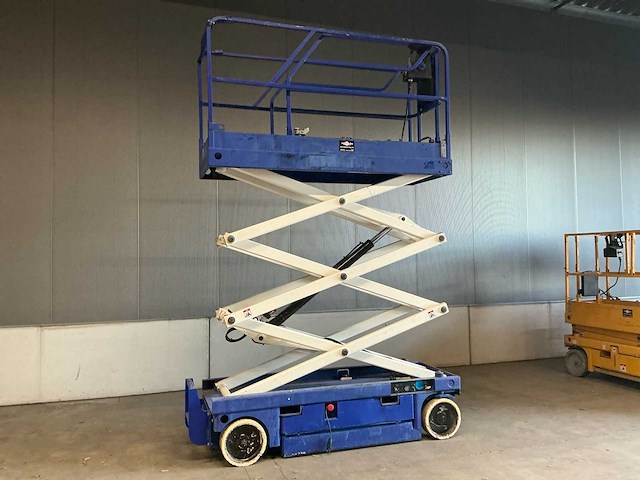 2011 haulotte compact 8 hoogwerker - afbeelding 17 van  20