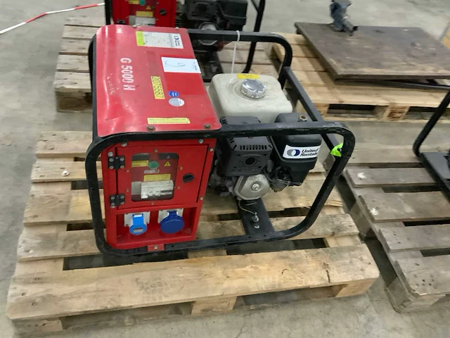 2011 honda g5000h 4,1 kva benzine aggregaat - afbeelding 2 van  8