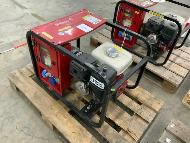 2011 honda g5000h 4,1 kva benzine aggregaat - afbeelding 3 van  8