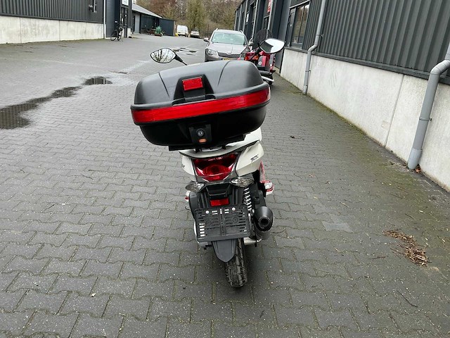 2011 honda pcx 125 motorfiets / scooter - afbeelding 14 van  16