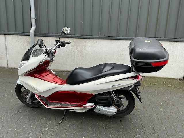 2011 honda pcx 125 motorfiets / scooter - afbeelding 16 van  16