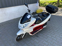 2011 honda pcx 125 motorfiets / scooter - afbeelding 1 van  12