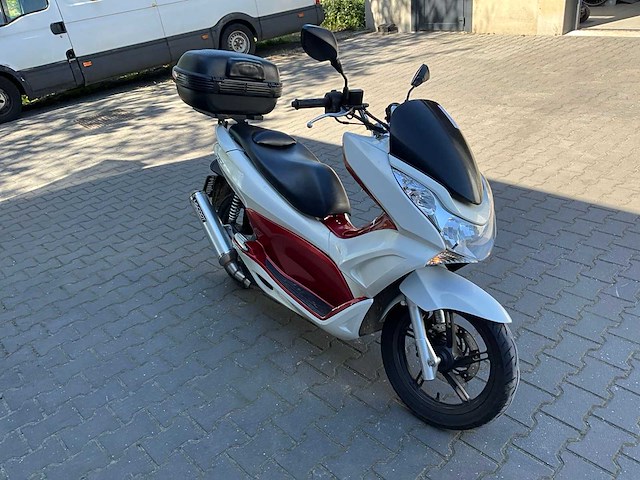 2011 honda pcx 125 motorfiets / scooter - afbeelding 7 van  12