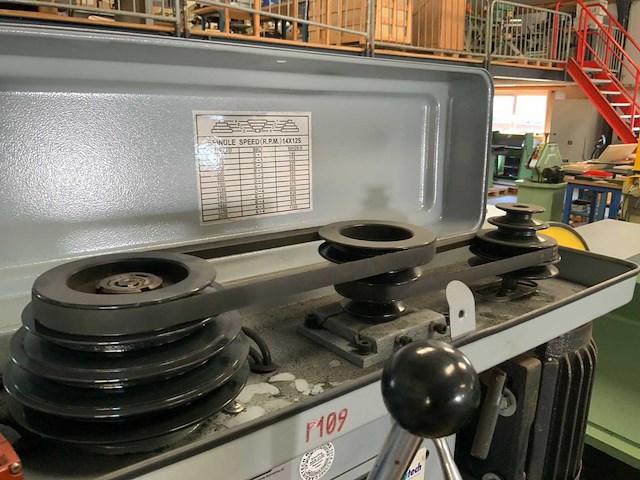 2011 huvema hu 18 industrie tafelboormachine - afbeelding 3 van  7