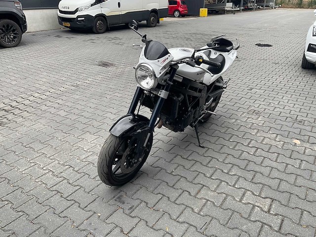 2011 hyosung - gt 650 - motorcycle - afbeelding 1 van  11