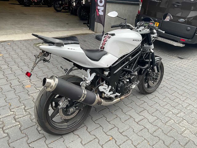 2011 hyosung - gt 650 - motorcycle - afbeelding 8 van  11