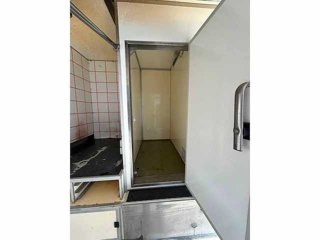 2011 innovan trailers vkw-d2-3500 aanhangwagen / verkoopwagen - afbeelding 7 van  11