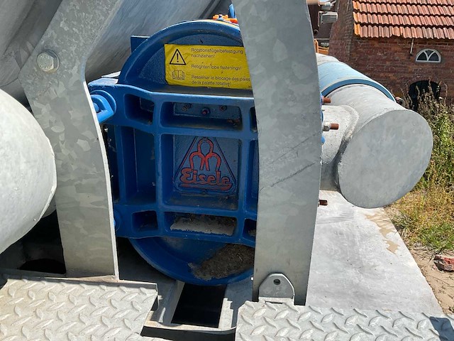 2011 ipsam 18 m3 mesttank haakarm opbouw - afbeelding 25 van  39
