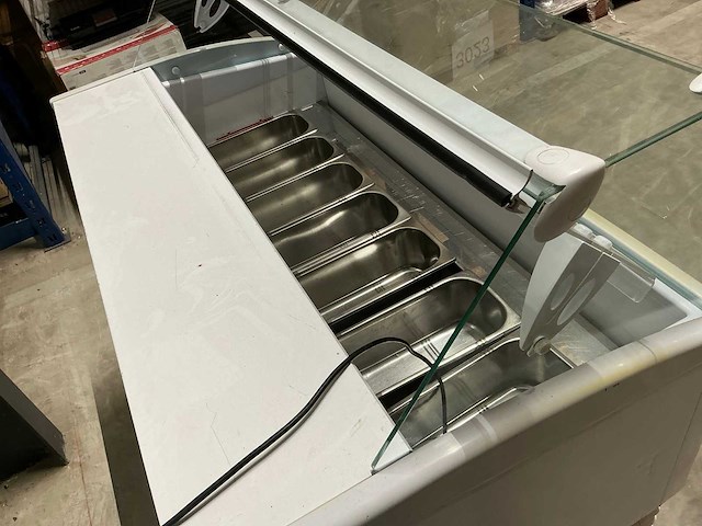 2011 isa gel eco schepijs vitrine - afbeelding 4 van  7