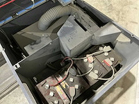 2011 isal pb 106 zelfrijdende veegmachine - afbeelding 11 van  18