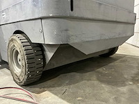 2011 isal pb 106 zelfrijdende veegmachine - afbeelding 13 van  18