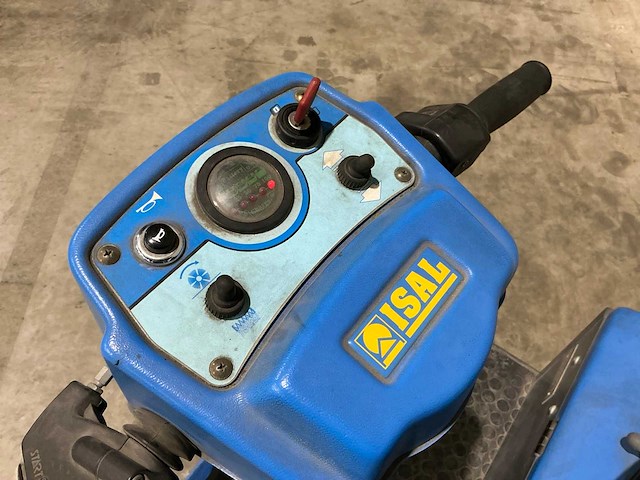 2011 isal pb 106 zelfrijdende veegmachine - afbeelding 3 van  18