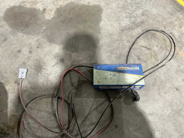 2011 isal pb 106 zelfrijdende veegmachine - afbeelding 8 van  18