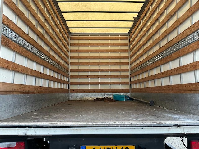 2011 iveco 40c11 bakwagen met gesloten opbouw - afbeelding 3 van  27