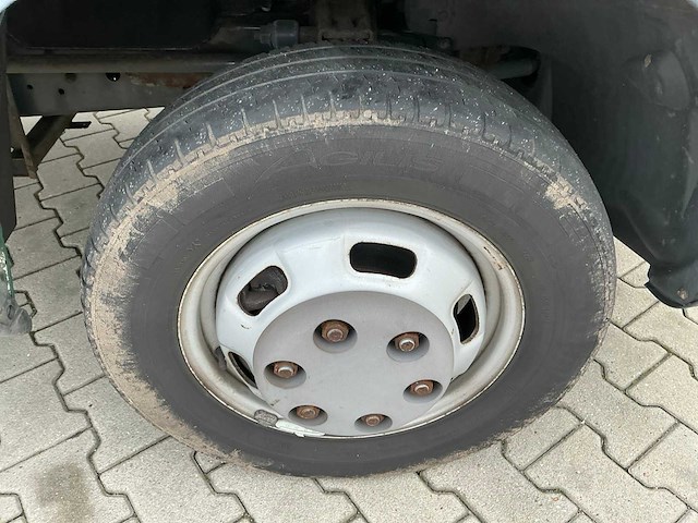 2011 iveco 40c11 bakwagen met gesloten opbouw - afbeelding 16 van  27