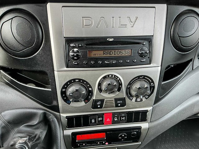 2011 iveco daily 40c18 300 bedrijfswagen n1 - afbeelding 2 van  16