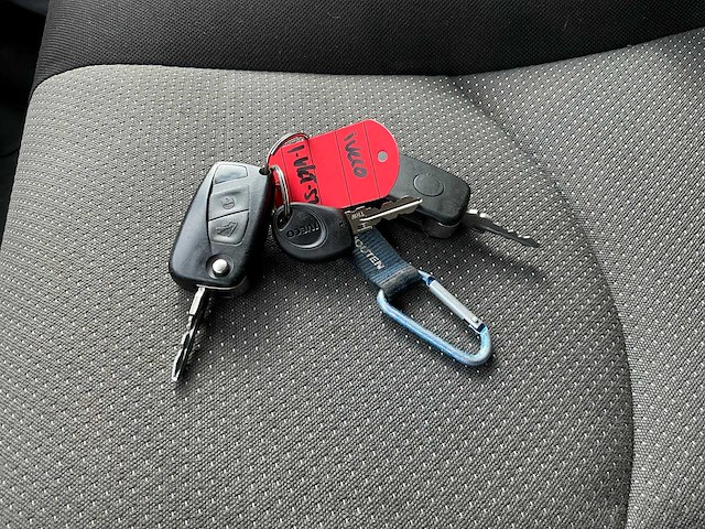 2011 iveco daily 40c18 300 bedrijfswagen n1 - afbeelding 14 van  16