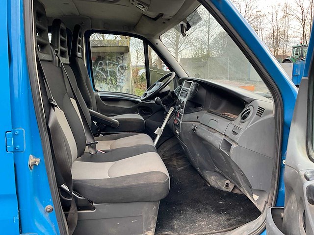 2011 iveco daily 40c18d/t bedrijfswagen - afbeelding 4 van  22