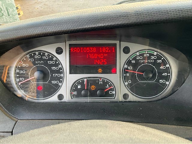 2011 iveco daily 40c18/t bedrijfswagen - afbeelding 4 van  23