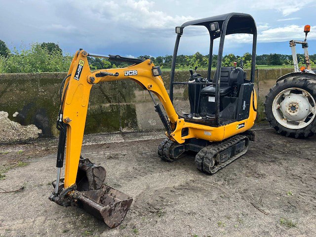 2011 jcb 8014 minigraafmachine - afbeelding 1 van  7