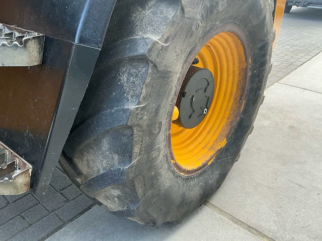 2011 jcb tms310s agri telescopische wiellader shovel - afbeelding 13 van  38