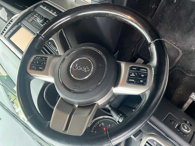 2011 jeep grand cherokee personenauto - afbeelding 18 van  25