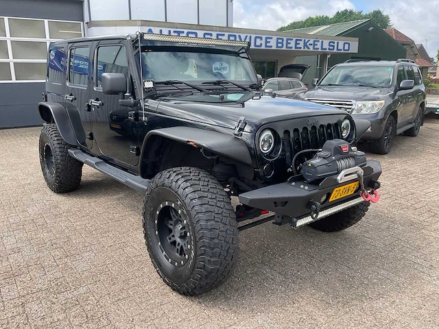 2011 jeep wrangler unlimited 2.8 crd sport personenauto - afbeelding 22 van  38