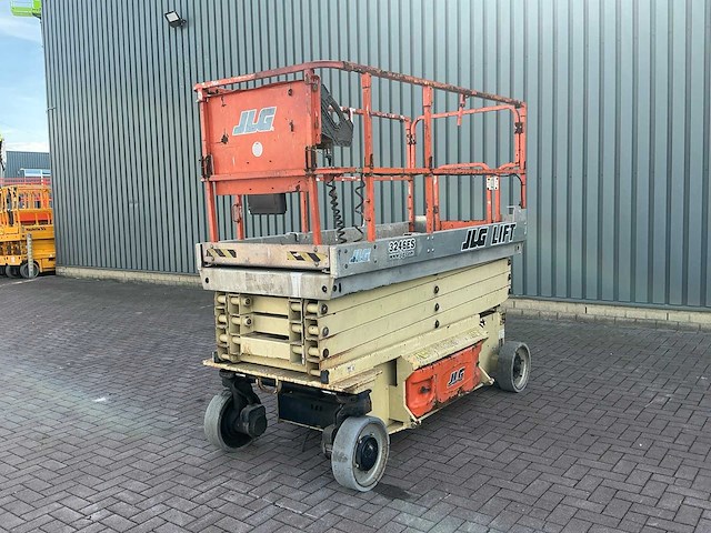 2011 jlg 3246es hoogwerker - afbeelding 1 van  14