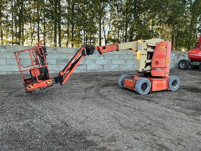 2011 jlg e300apj hoogwerker defect - afbeelding 15 van  32