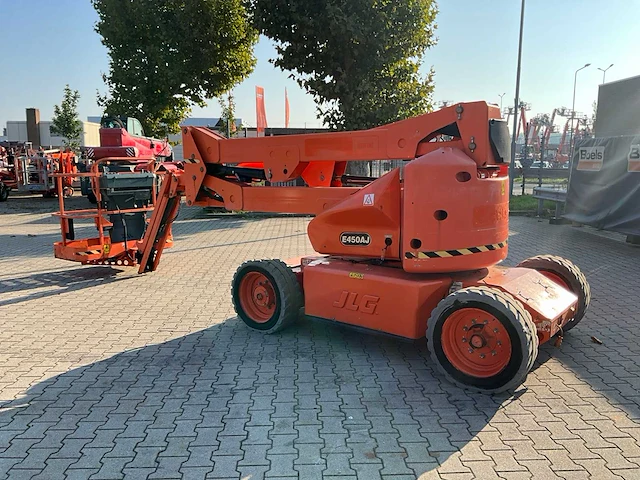 2011 jlg e450aj hoogwerker - afbeelding 3 van  36