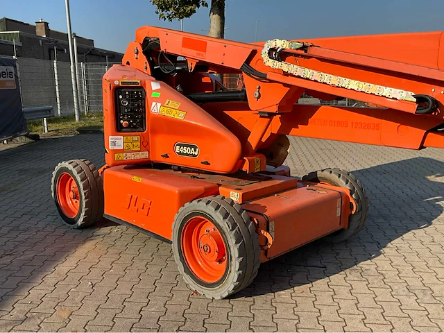 2011 jlg e450aj hoogwerker - afbeelding 27 van  36