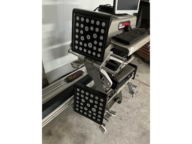 2011 john bean v3d lite lift jbc 3d uitlijn machine - afbeelding 3 van  10