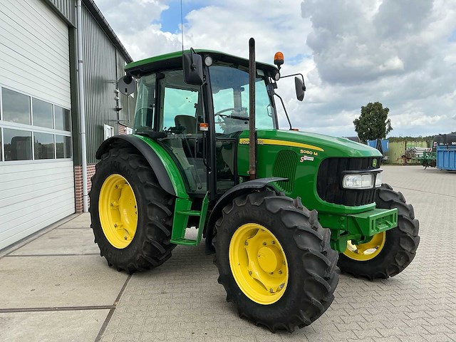 2011 john deere 5080m 4wd tractor – 377,7 originele uren - afbeelding 41 van  45