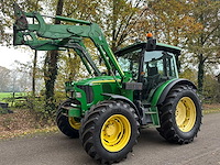2011 john deere 5080m vierwielaangedreven landbouwtractor - afbeelding 1 van  9