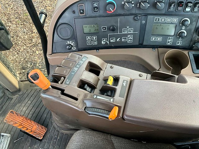 2011 john deere 7730 vierwielaangedreven landbouwtractor - afbeelding 14 van  24