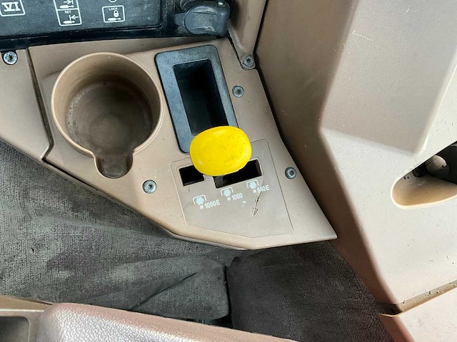 2011 john deere 7730 vierwielaangedreven landbouwtractor - afbeelding 15 van  24