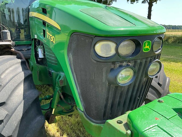 2011 john deere 7730 vierwielaangedreven landbouwtractor - afbeelding 8 van  28