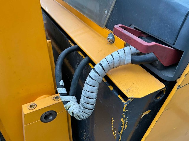 2011 jungheinrich etv 214 reach truck - afbeelding 11 van  21