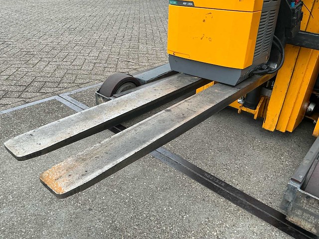 2011 jungheinrich etv 214 reach truck - afbeelding 13 van  21